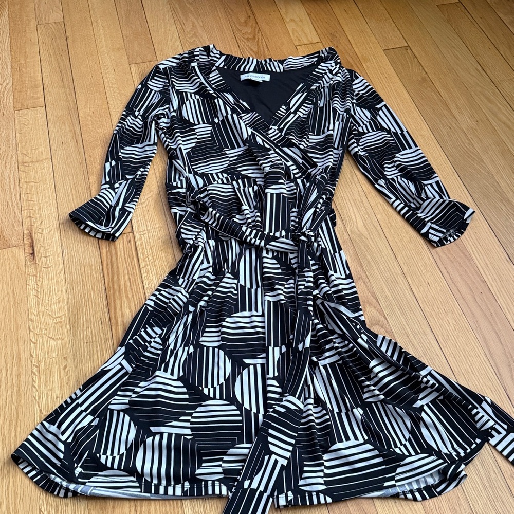 Liz Claiborne Black & White Geometric Wrap Dress